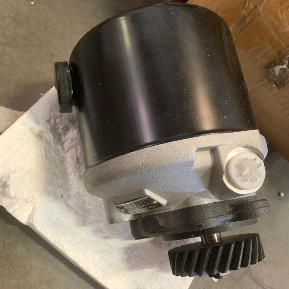Pompe de direction assistée E6NN3K514AB pour tracteurs Ford New Holland 5110 5610 5610S 5900 6410 6610 6610S 6810 7010 7610 7610S 7810S 8010