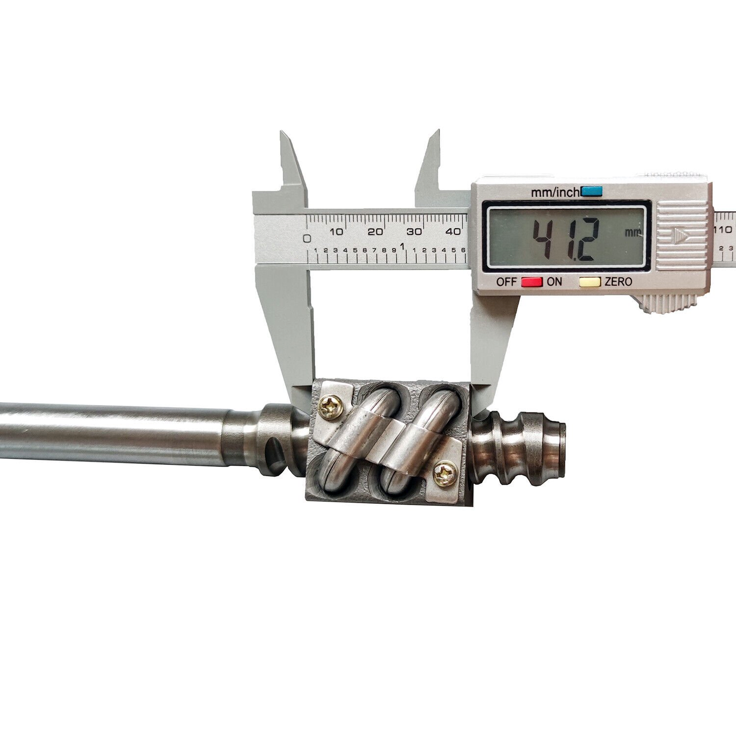 Arbre de direction 67211-41120 pour tracteur Kubota B5200 B5200D B6200 B6200D B6200E B7200 B7200D B7200E