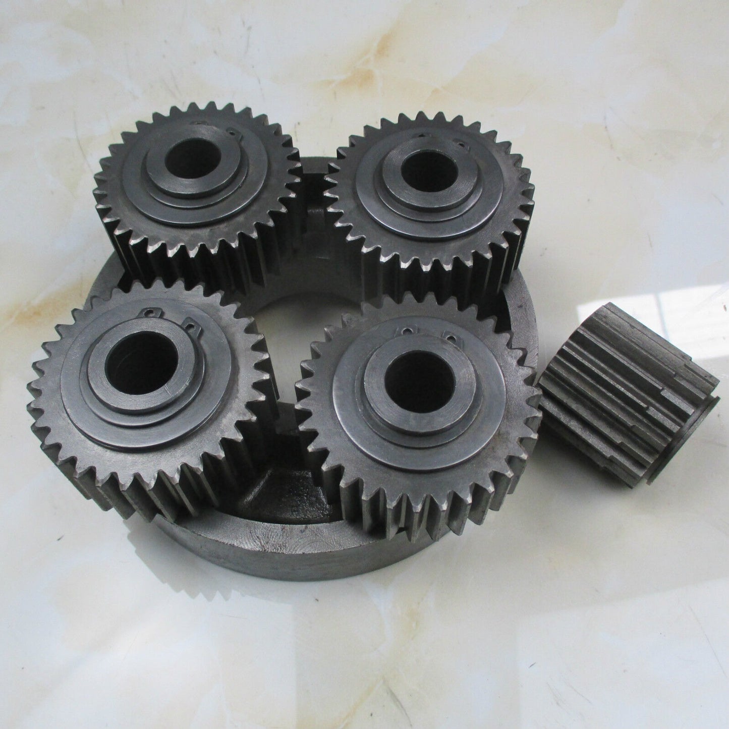 Motor de giro KOBELCO SK200-6, conjunto de bastidor de cuatro estrellas de primera clase