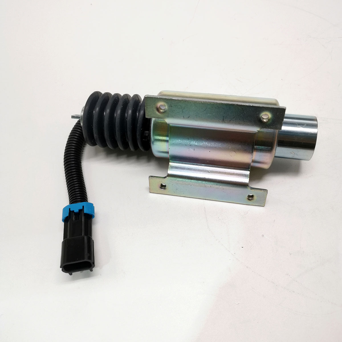 10-01178-04 for Carrier Transicold Linear Speed Solenoid 2-Way Connector 12VDC