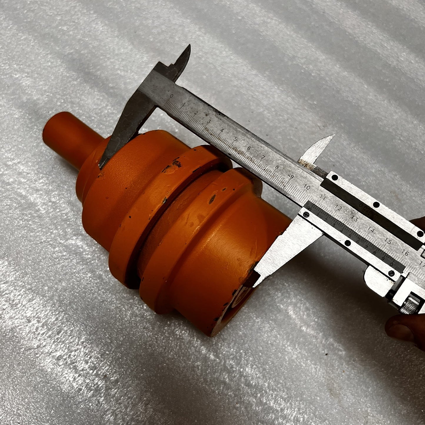 Rouleau porteur 102-8076 1028076 pour moteur Caterpillar CAT 3054, pelle 307 307B