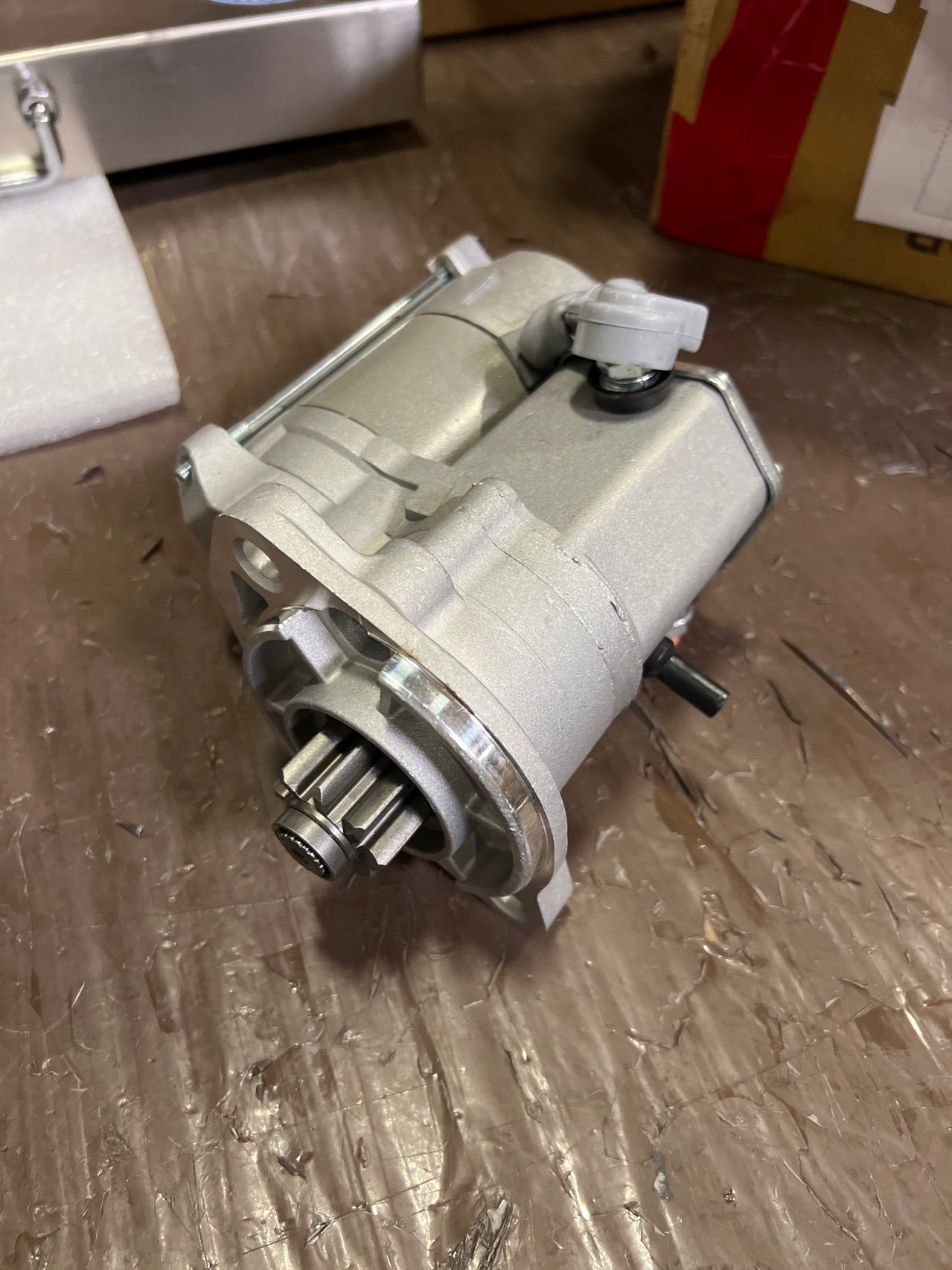Démarreur T1150-16801 RC411-53202 12V 8T 1.4KW pour Kubota L3200H L39 L45 L4600F (Expédition aux États-Unis uniquement.)