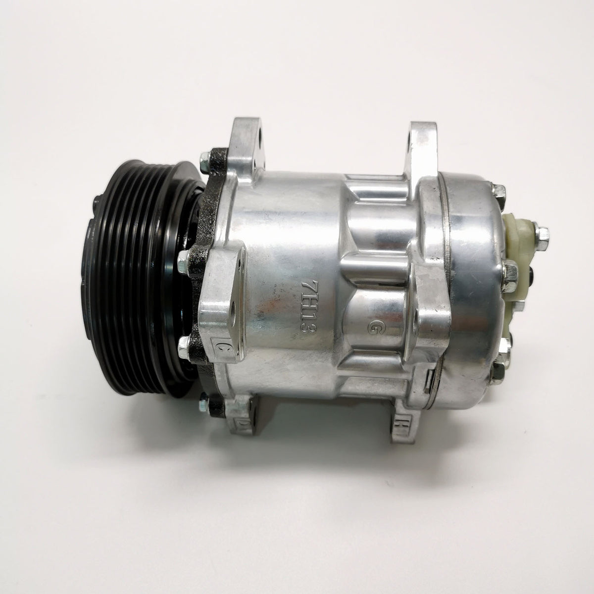 Air Conditioning Compressor 7365152 for Bobcat - KUDUPARTS