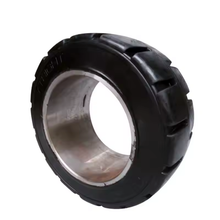 Roue motrice 879494-243 pour chariot élévateur Crown