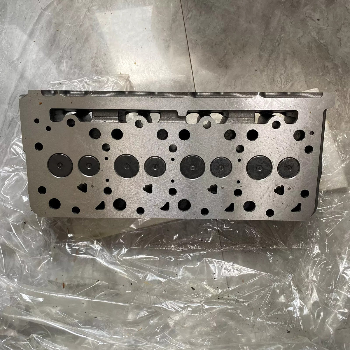 Engine V2003 V2203 V2403 Complete Cylinder Head for Kubota - KUDUPARTS