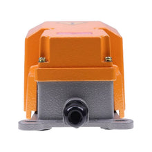 Interruptor de pie 3020021 (Plataforma) (Protegido) para elevador de pluma UpRight Snorkel TB42 TB60