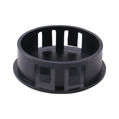Bouchon de porte arrière en plastique pour Bobcat 753 763 773 853 863 5600 5610 7753 S100 S130 T750 T770 T870 (référence 6718796)