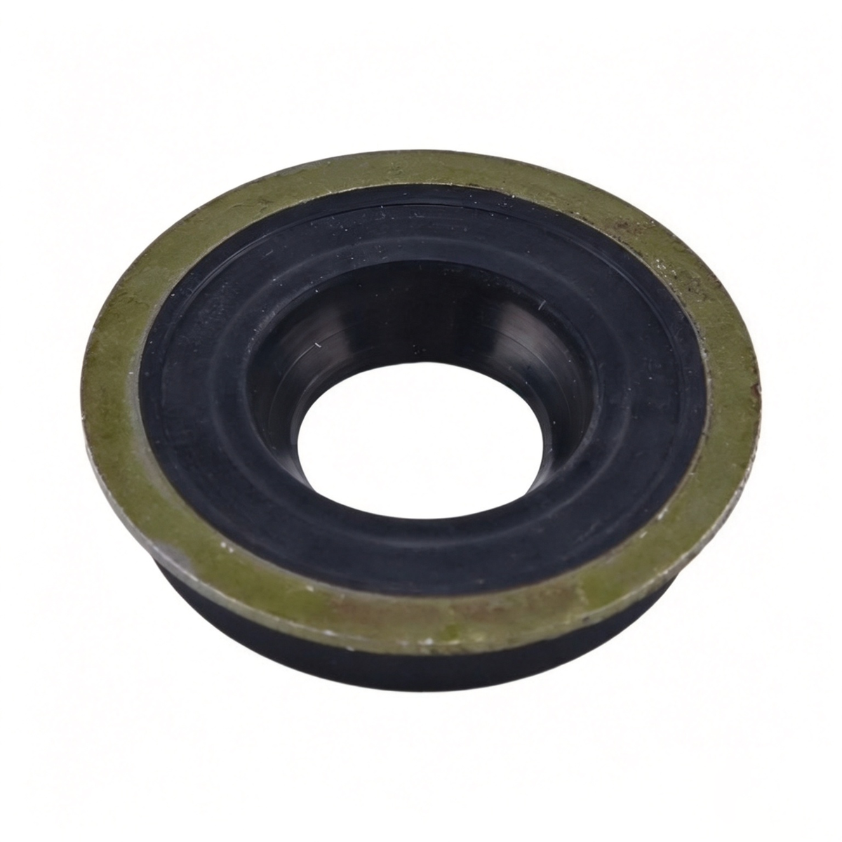Seal 6680695 for Kubota Engine V2607 V3300 Bobcat Loader 5600 A770 S160 S205 S250 S550 S590 S650 T180 T2250 T320 V417 WL440