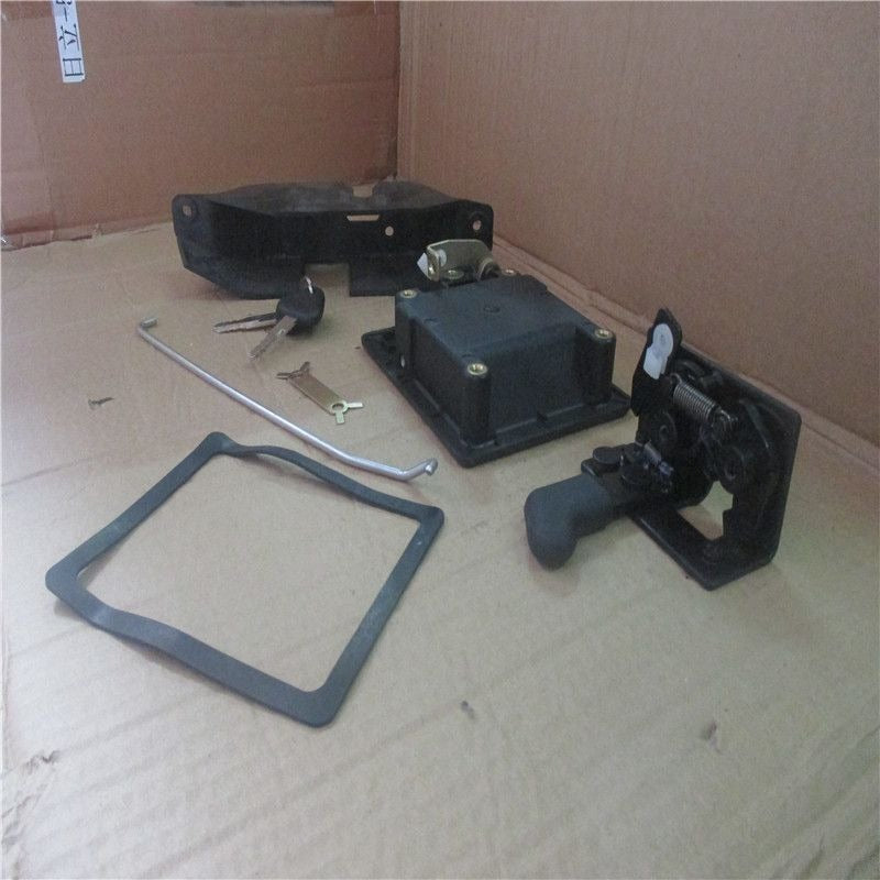 Poignée VOE14524738 pour pelle Volvo EC160B EC180B EC140B EC700B EC460B EC360B EC330B EC290B EC240B EC460B EC360B EC330B EC290B EC240B EC210B