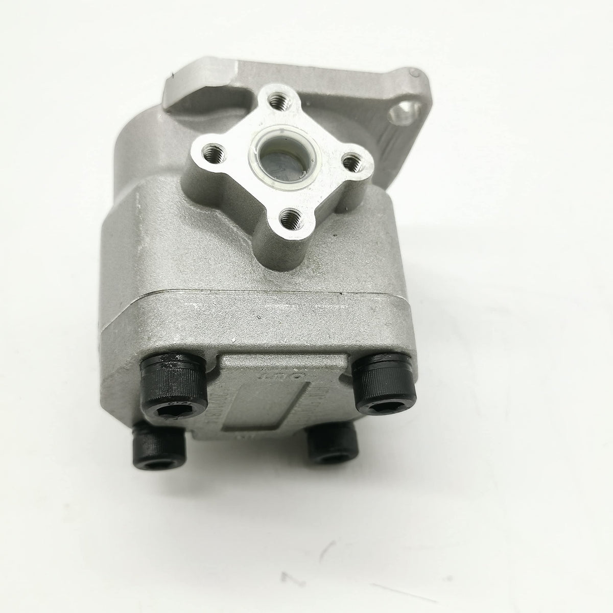 Hydraulic Oil Pressure Pump 38180-36100 38180-76100 for Kubota Tractor L1802 L2002 L2202 L02 - KUDUPARTS