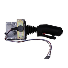 Manette de commande 62161GT pour nacelle élévatrice à ciseaux Genie GS-1530, GS-2046, GS-2668, GS-3268 et GS-3384