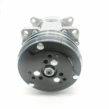 SD7H15 A/C Compressor 83972170 for Ford New Holland Tractor 5110 5610 6410 6610 7410 7610 7710 7810 7910 8210 8730 8830