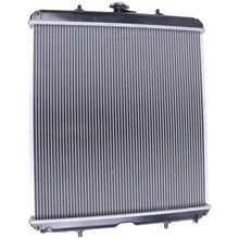 Radiateur de réservoir d'eau 15621-72063 pour tracteur Kubota M4950 M4950-S M4950DT M4950DT-S