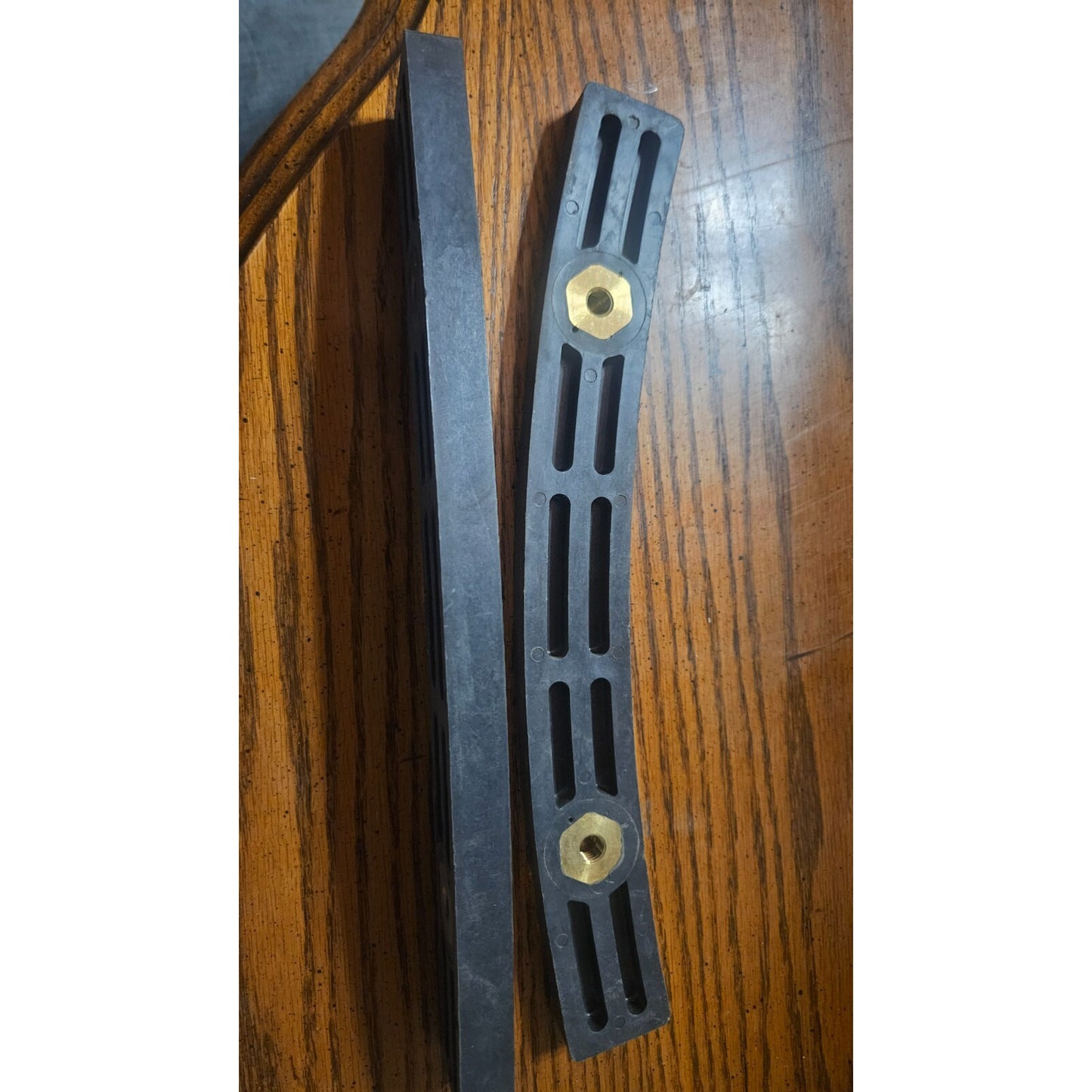 Tira de desgaste T141733 para motoniveladora Jonh Deere 620G, 670G, 770G y 870G