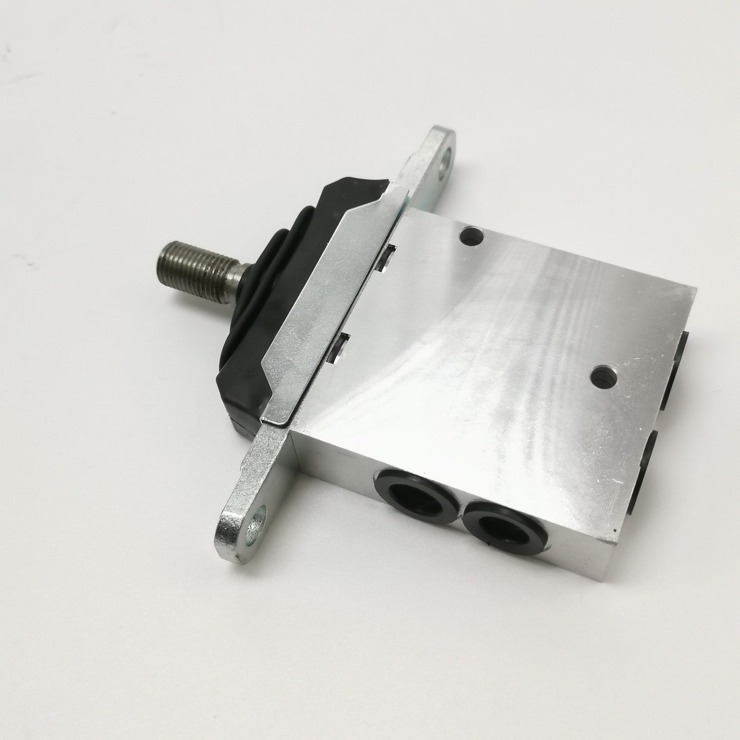 Vanne pilote 702-16-01230 pour pelle Komatsu PC-8 D85 D65 Bulldozer (expédition aux États-Unis uniquement.)