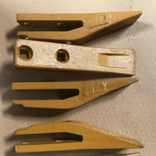 Lot de 4 dents UNI 135-8203 6Y-6335 pour Caterpillar CAT 414E 416B 416C 416D 416E 416F 420D 428E 428F 430D 430E 430F 432D