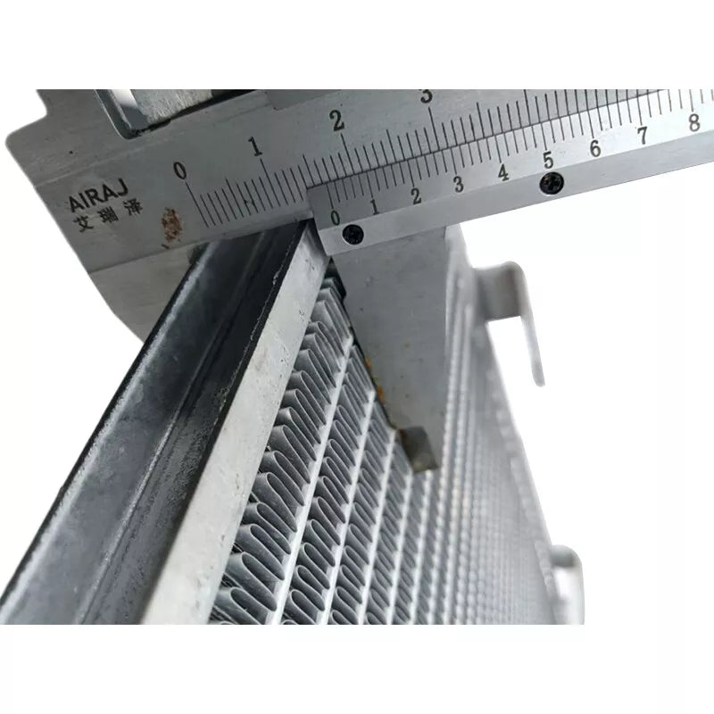 Condenseur de climatisation T2055-72220 pour tracteur Kubota B3000 B3030 B5030 L3430 L4330 L4630 L5030